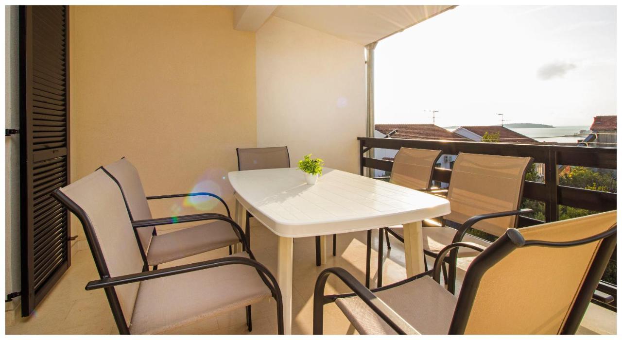 Apartment Zdravko Primošten Kültér fotó