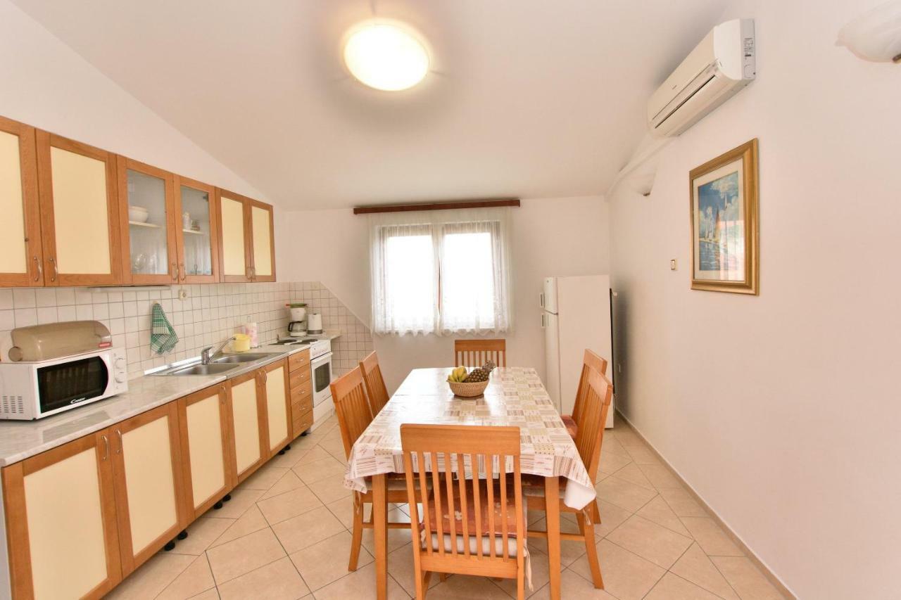 Apartment Zdravko Primošten Kültér fotó
